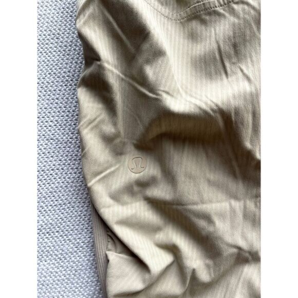 Lululemon Beyond the Studio 7/8 Jogger - Picture 5 of 8